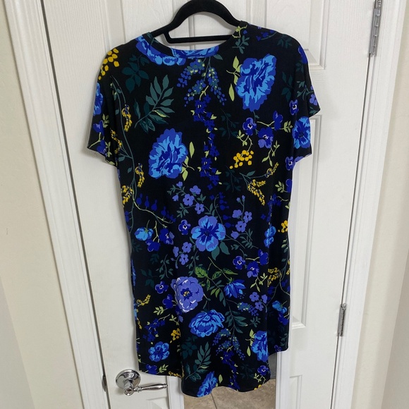 LulaRoe Mitzi Top (L) - Picture 2 of 6